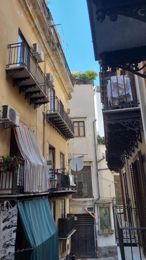 Appartamento In Pieno Centro I Mori E Le Dame 팔레르모 외부 사진
