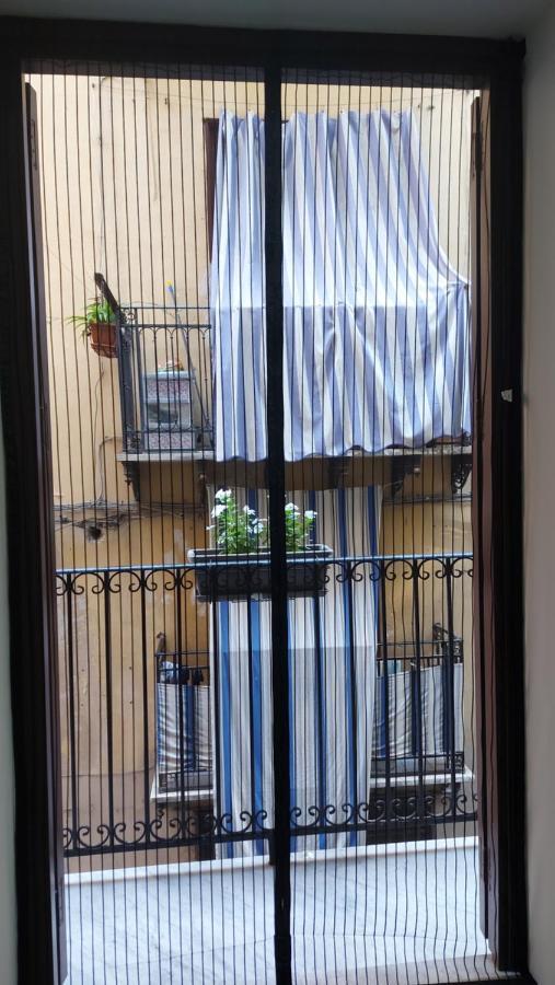 Appartamento In Pieno Centro I Mori E Le Dame 팔레르모 외부 사진