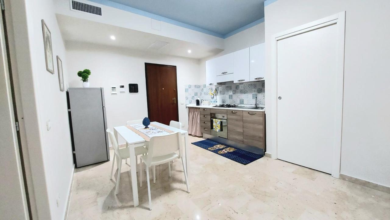 Appartamento In Pieno Centro I Mori E Le Dame 팔레르모 외부 사진