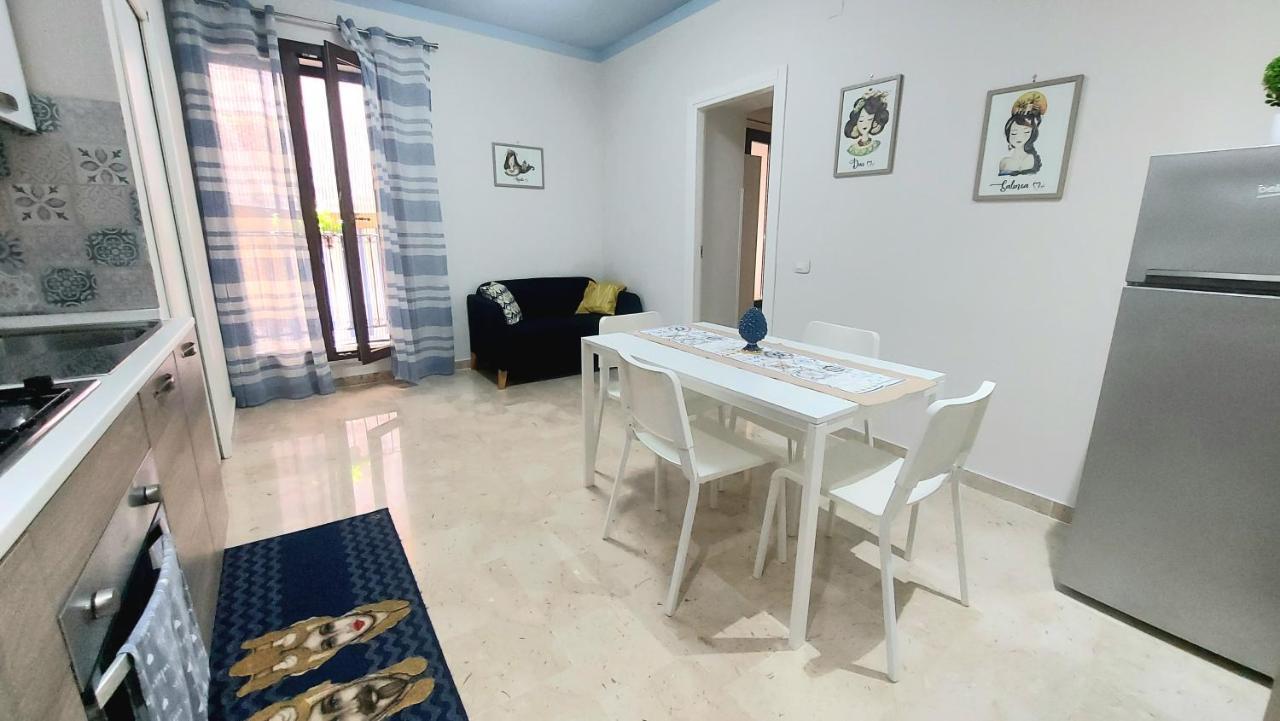 Appartamento In Pieno Centro I Mori E Le Dame 팔레르모 외부 사진